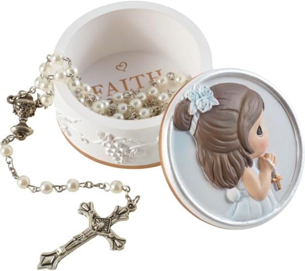 Precious Moments Rosary Box for Girls – Faith is The Light That Guides You – First Communion Gift with Pearl-Look Rosary – 202428