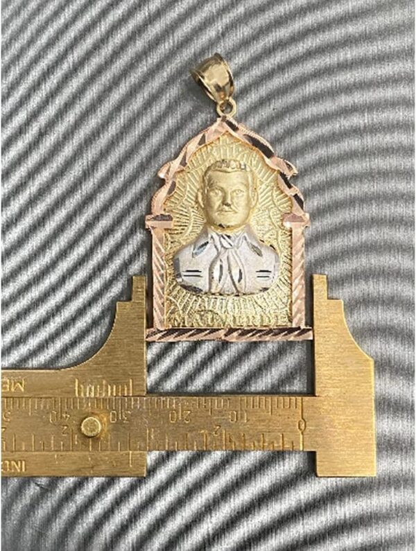 TGDJ 14K Tri Color Gold Diamond-Cut Jesus Malverde Narco Saint Sinaloa Pendant For Men And Women | 1.75 Inch - Image 5