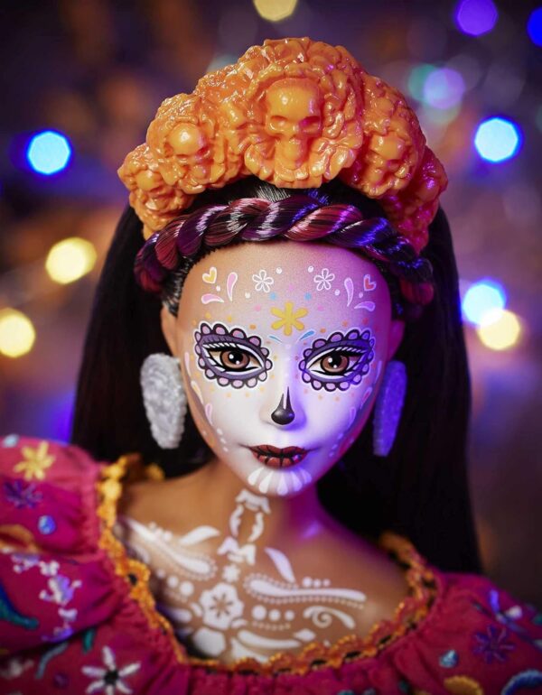 Barbie 2021 Dia De Muertos Doll (11.5-in) Wearing Traditional Embroidered Dress, Flower Crown & Calavera Face Paint, Gift for Collectors - Image 4