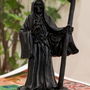 EASCHEER 5.3" Holy Death Santa Muerte Holding Scythe in Black Tunic Robe Statue, Grim Reaper Statue，Altar Sculpture, Standing Religious Decorative Figurine