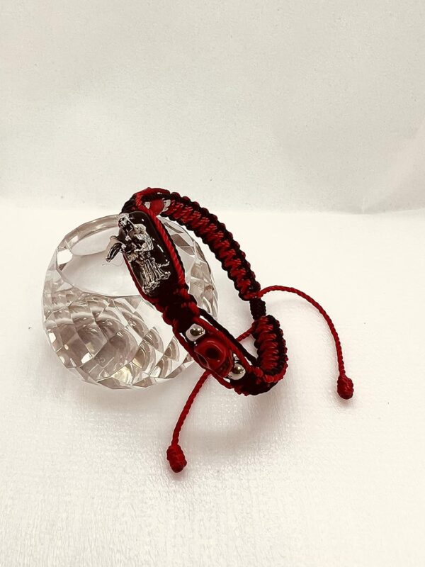 Pulsera de Santa Muerte metal Plateada e imagen Santa muerte roja doble tejido Bk/Rd - Image 2