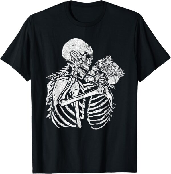 Santa Muerte Two Skeletons Kissing Graphic Art T-Shirt